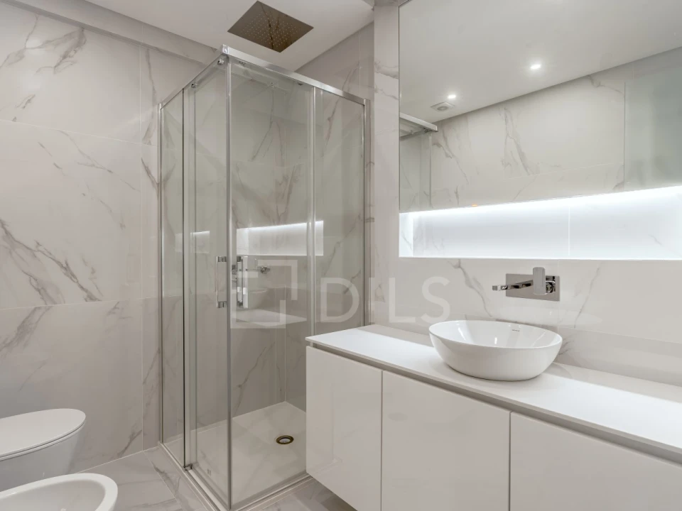 Apartamento T3 para Venda em Carcavelos e Parede Foto 22