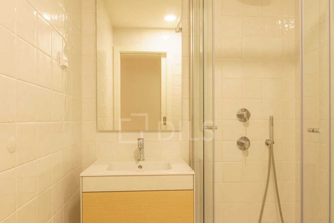 Apartamento T2 para Arrendamento em Paranhos Foto 10