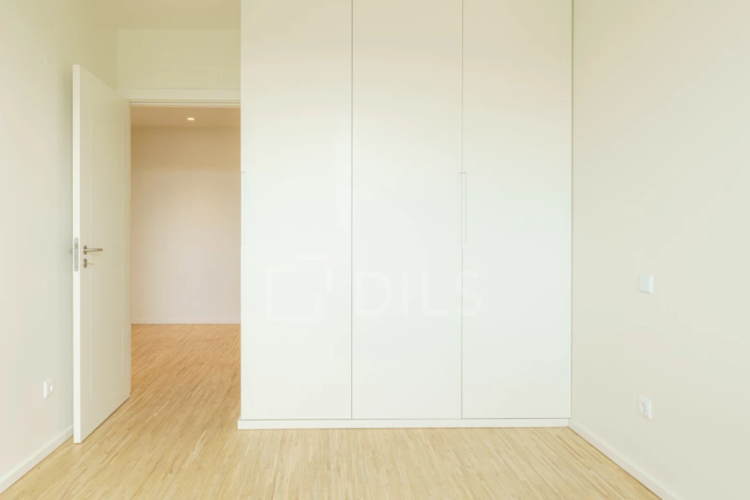Apartamento T2 para Arrendamento em Paranhos Foto 21