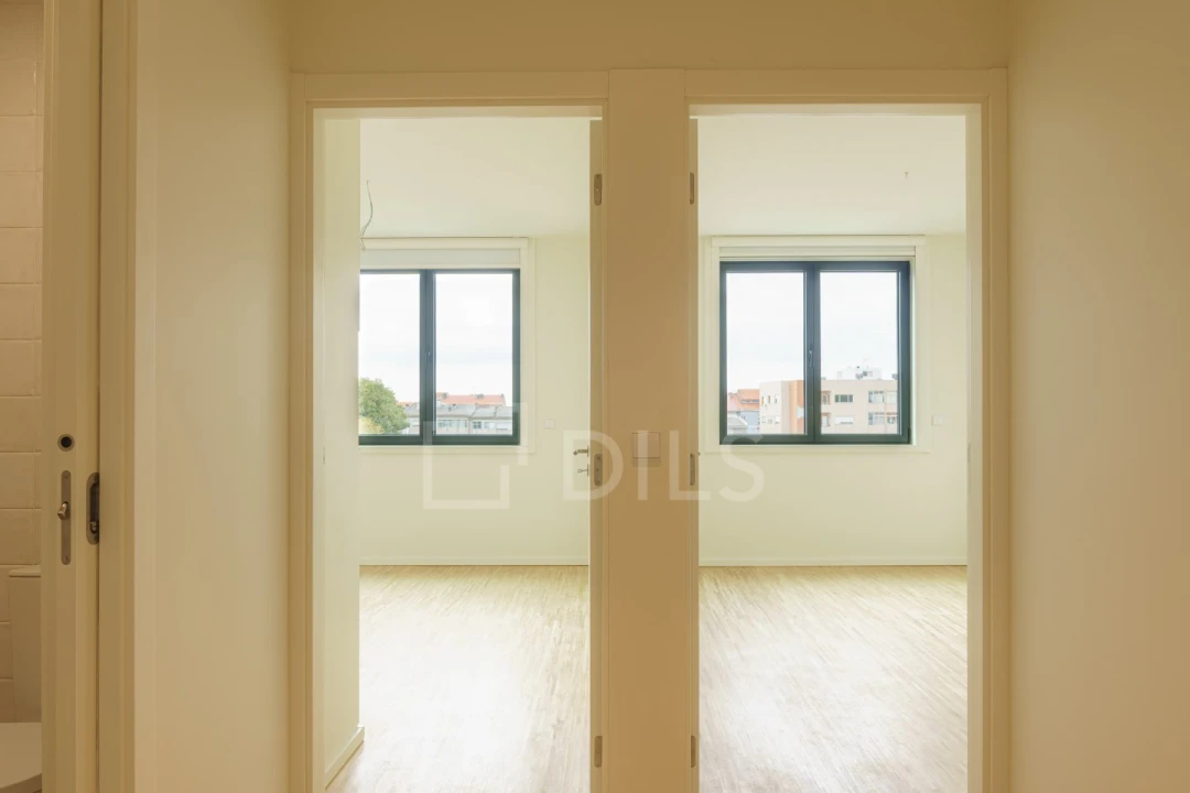 Apartamento T2 para Arrendamento em Paranhos Foto 24
