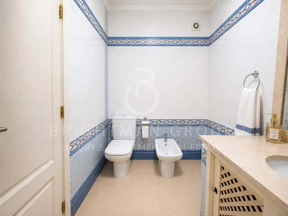 Apartamento T3 para Venda em Carcavelos e Parede Foto 24
