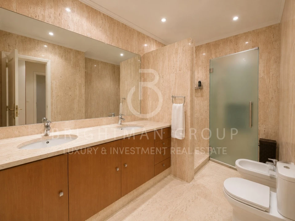 Apartamento T3 para Venda em Carcavelos e Parede Foto 19