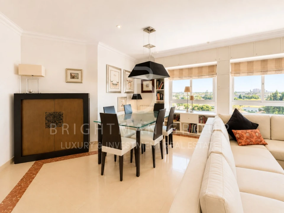 Apartamento T3 para Venda em Carcavelos e Parede Foto 3