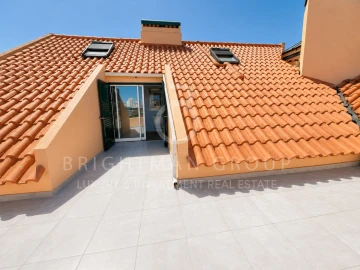 Apartamento T3 para Venda em Carcavelos e Parede