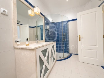 Apartamento T3 para Venda em Carcavelos e Parede