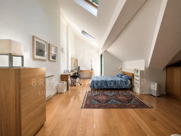 Apartamento T3 para Venda em Carcavelos e Parede