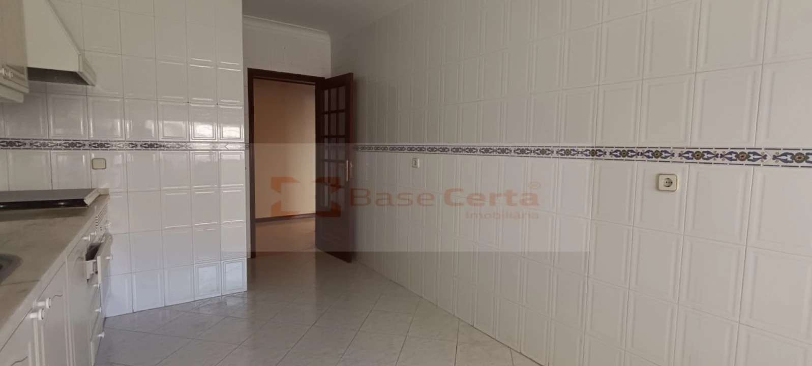 Apartamento T2 para Venda em Algueirão-Mem Martins Foto 14