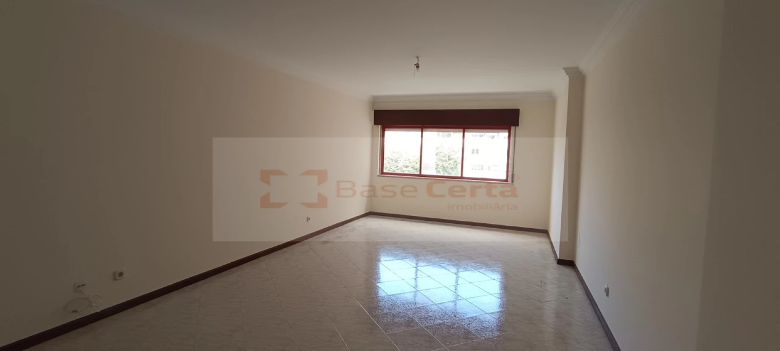 Apartamento T2 para Venda em Algueirão-Mem Martins Foto 15