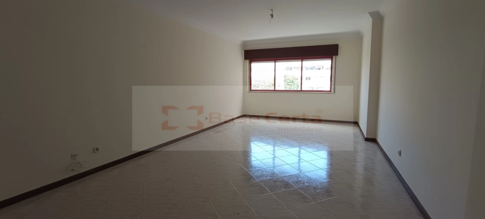 Apartamento T2 para Venda em Algueirão-Mem Martins Foto 16
