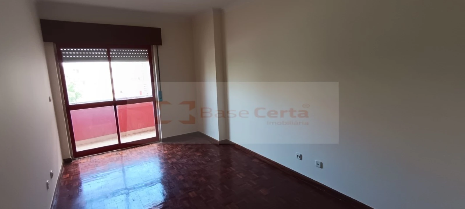 Apartamento T2 para Venda em Algueirão-Mem Martins Foto 9