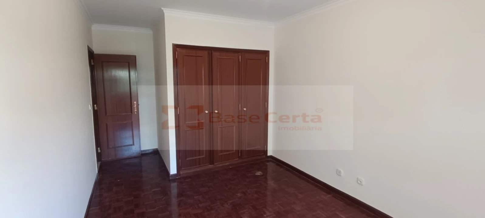 Apartamento T2 para Venda em Algueirão-Mem Martins Foto 7