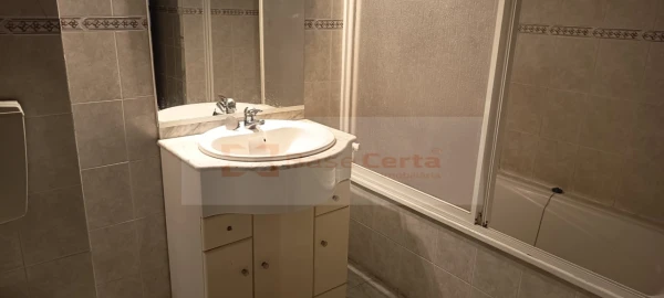 Apartamento T2 para Venda em Algueirão-Mem Martins