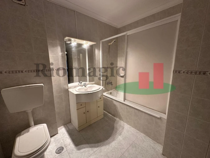 Apartamento T2 para Venda em Algueirão-Mem Martins Foto 23