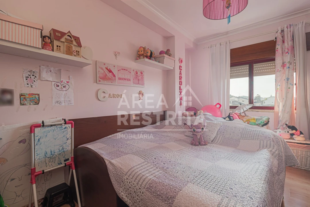 Apartamento T2 para Venda em Rio de Mouro Foto 20