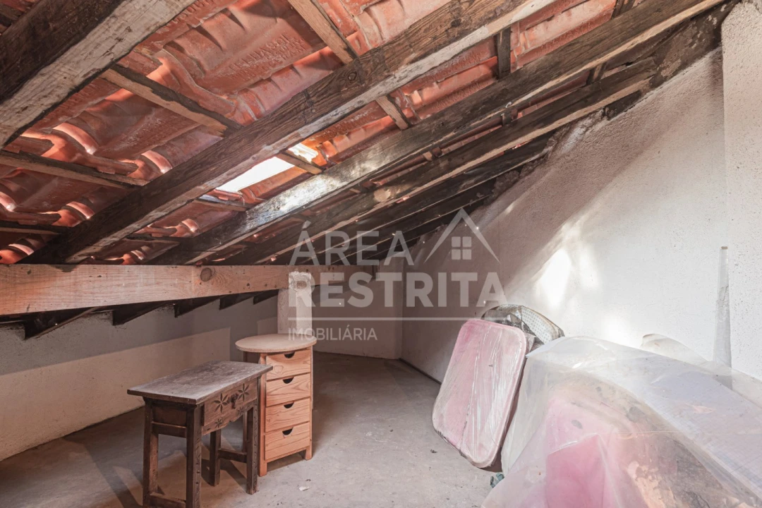 Apartamento T2 para Venda em Rio de Mouro Foto 27