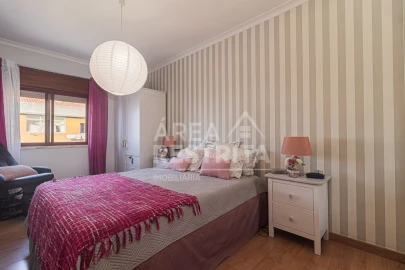 Apartamento T2 para Venda em Rio de Mouro