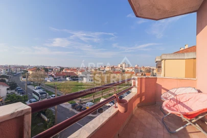 Apartamento T2 para Venda em Rio de Mouro