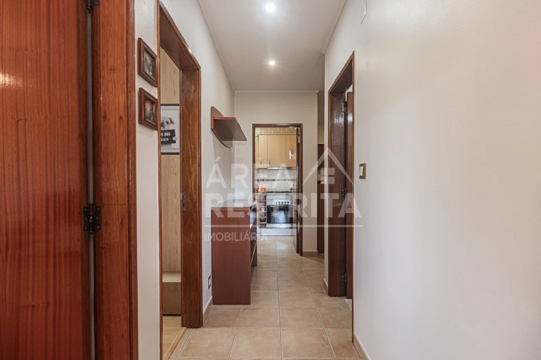 Apartamento T2 para Venda em Amora Foto 22