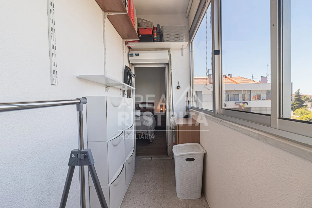 Apartamento T2 para Venda em Amora Foto 23
