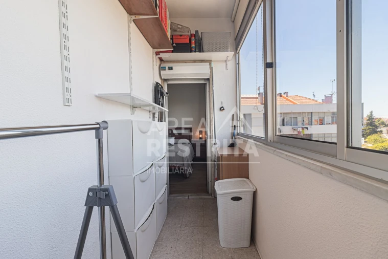Apartamento T2 para Venda em Amora Foto 23