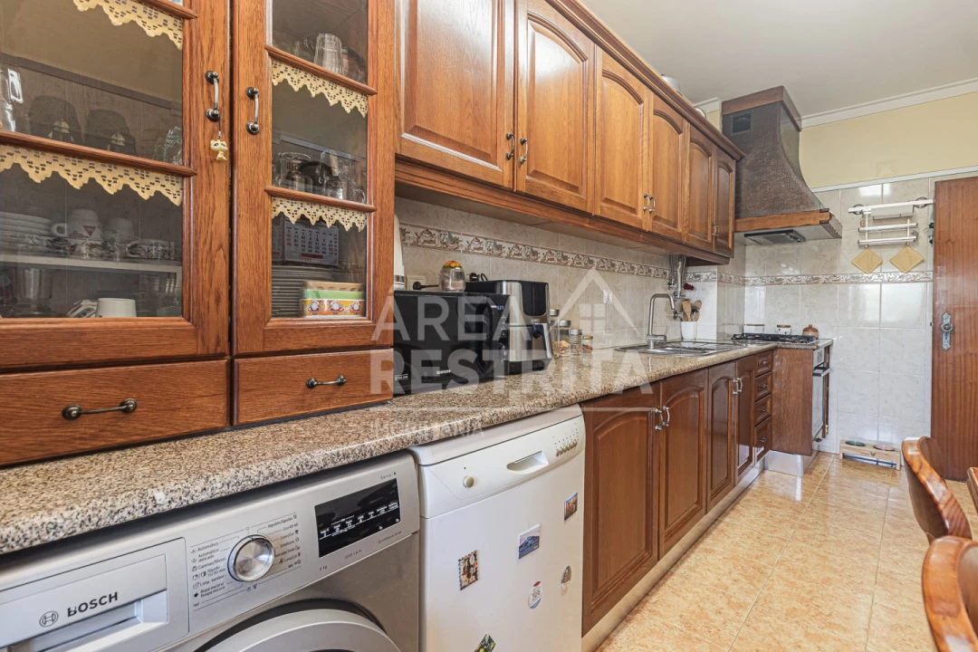 Apartamento T2 para Venda em Amora Foto 1