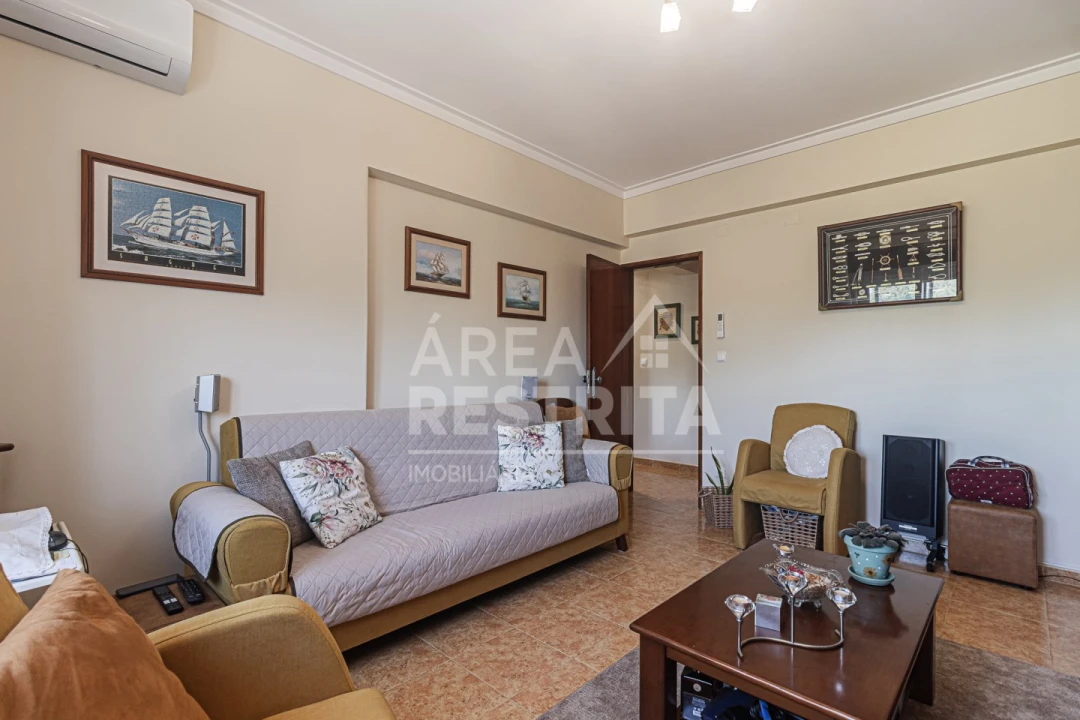 Apartamento T2 para Venda em Amora Foto 14