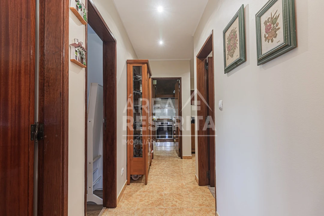 Apartamento T2 para Venda em Amora Foto 19