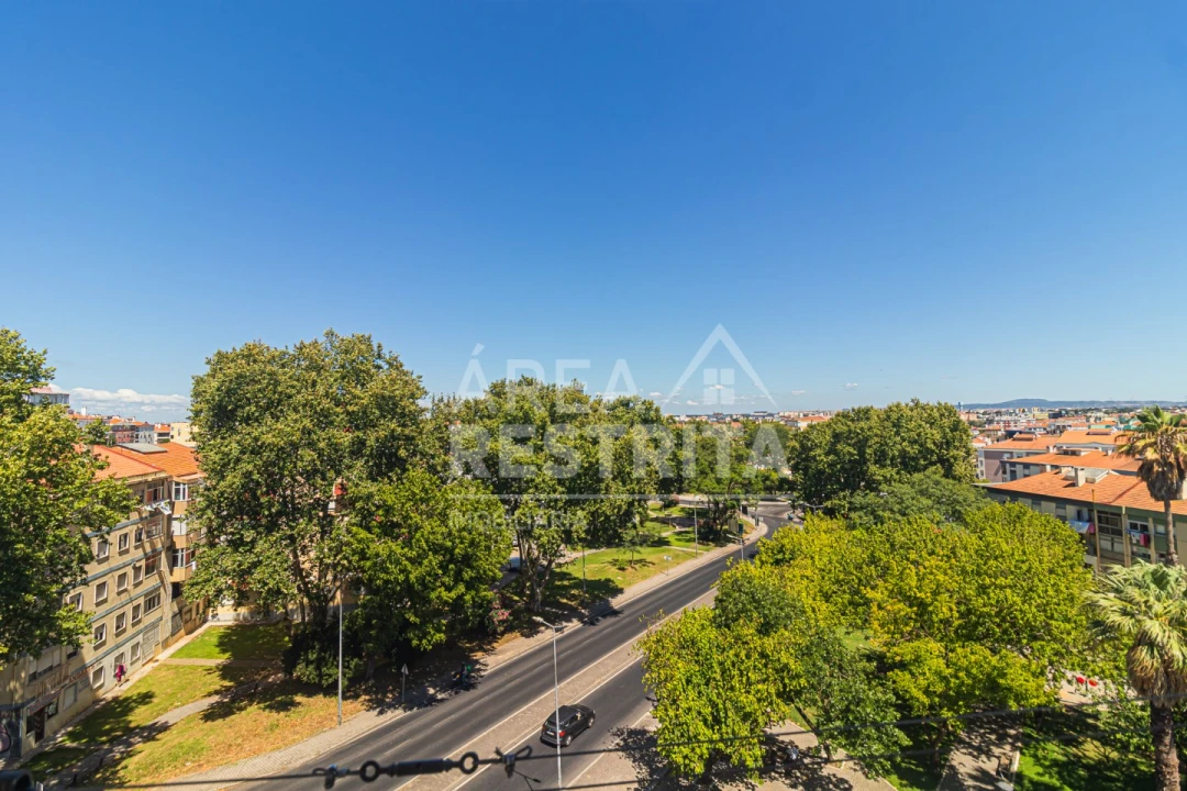 Apartamento T2 para Venda em Amora Foto 26