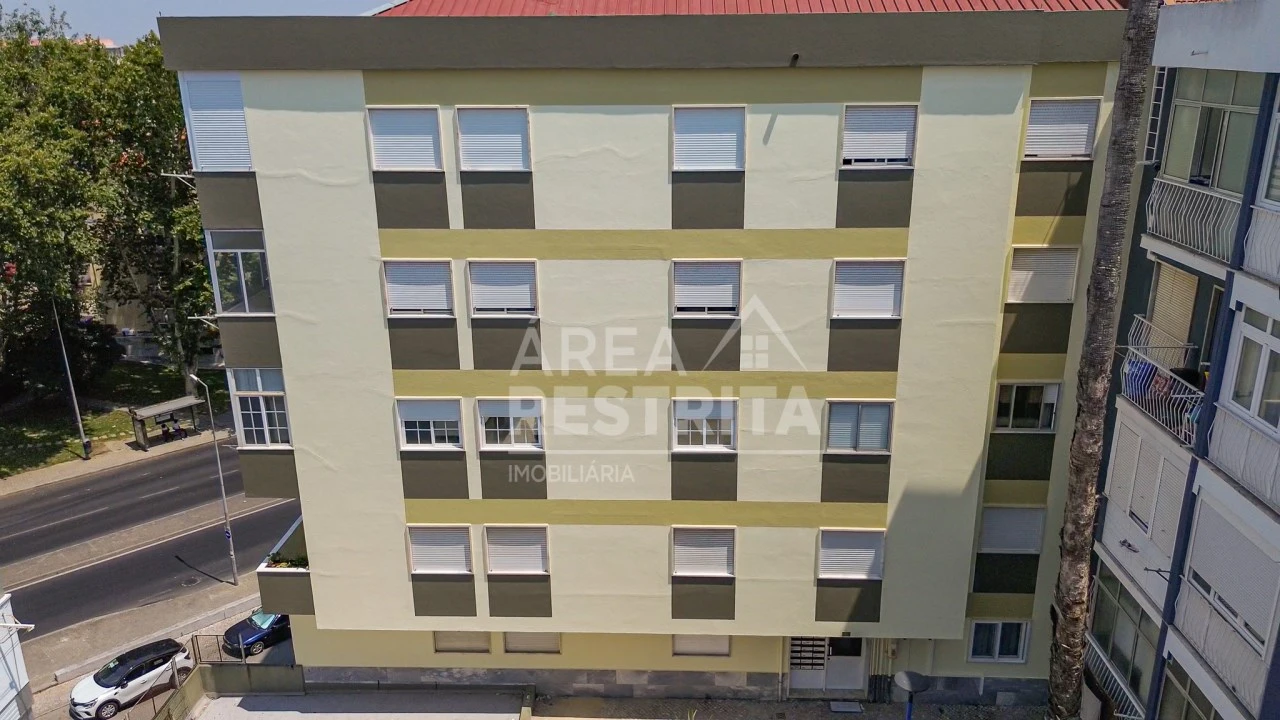 Apartamento T2 para Venda em Amora Foto 38