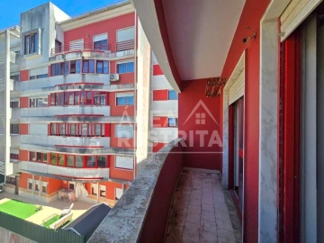 Apartamento T2 para Venda em Algueirão-Mem Martins