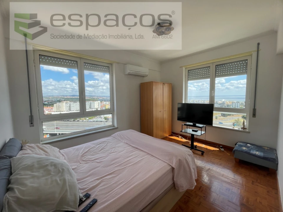 Apartamento T3 para Venda em Moscavide e Portela Foto 12