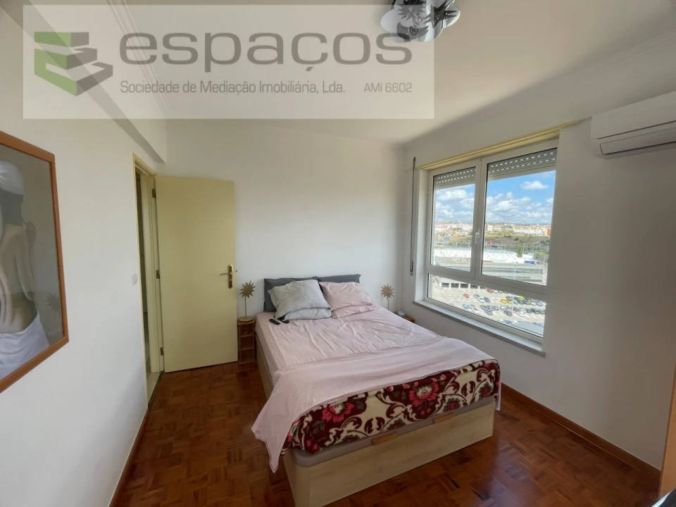 Apartamento T3 para Venda em Moscavide e Portela Foto 13