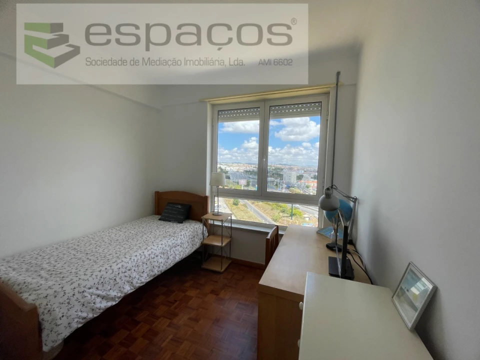 Apartamento T3 para Venda em Moscavide e Portela Foto 16