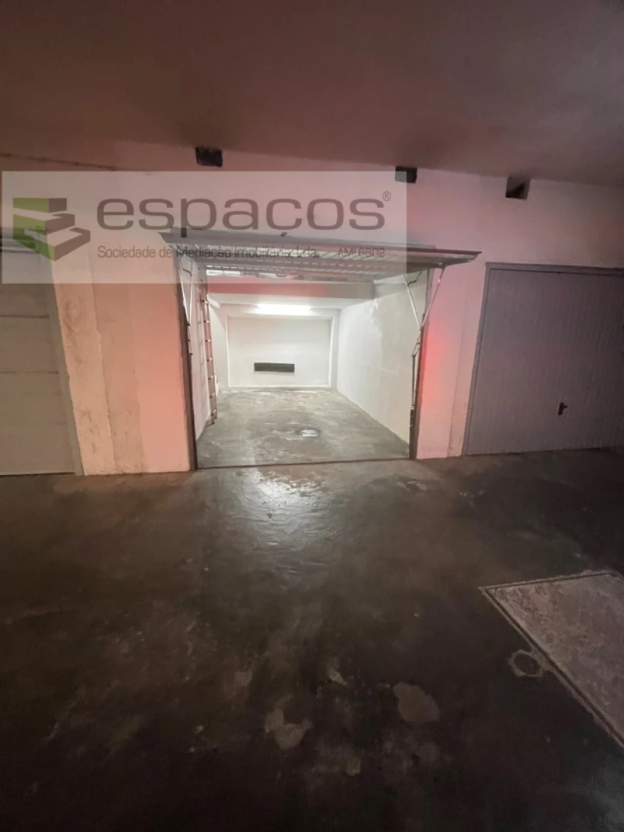 Apartamento T3 para Venda em Moscavide e Portela Foto 26