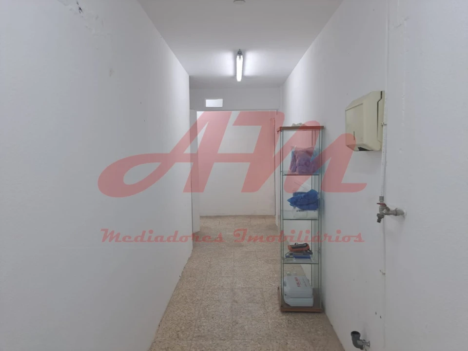 Armazém para Arrendamento em Mina de Água Foto 51