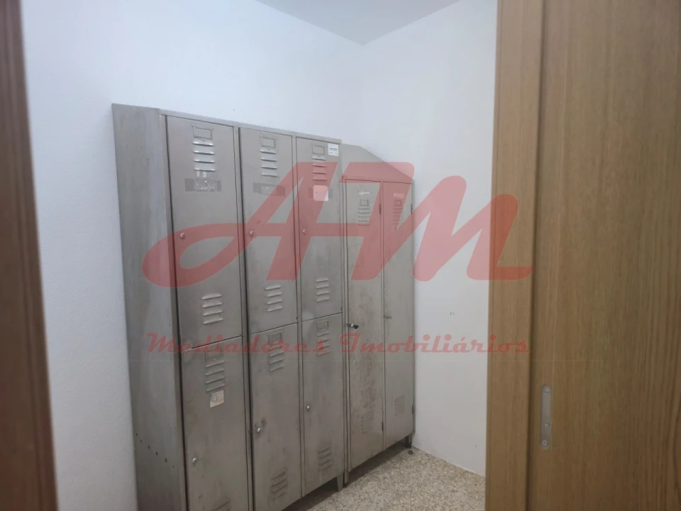 Armazém para Arrendamento em Mina de Água Foto 53