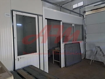 Armazém para Arrendamento em Mina de Água