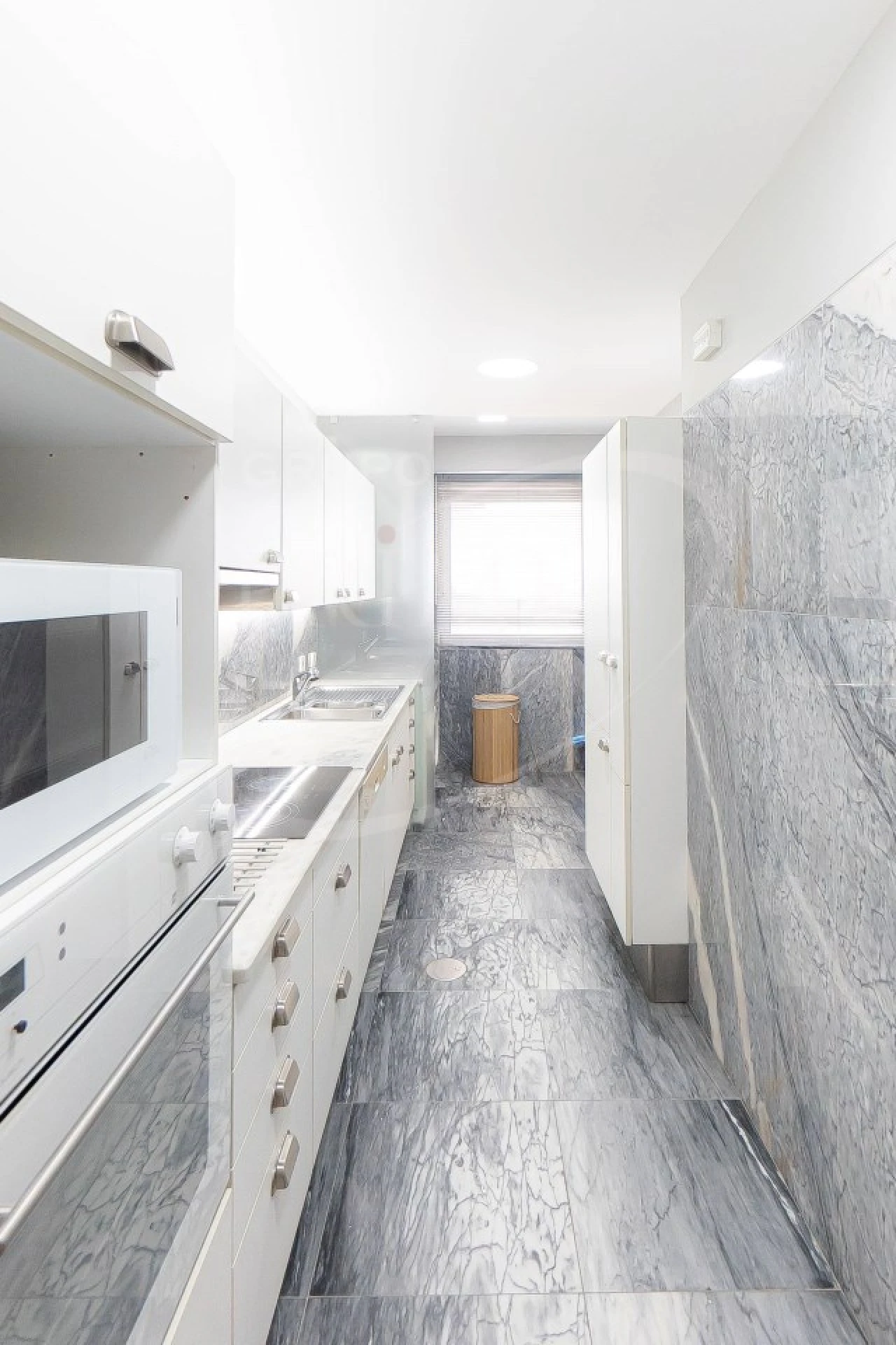 Apartamento T2 para Arrendamento em Aldoar, Foz do Douro e Nevogilde Foto 9