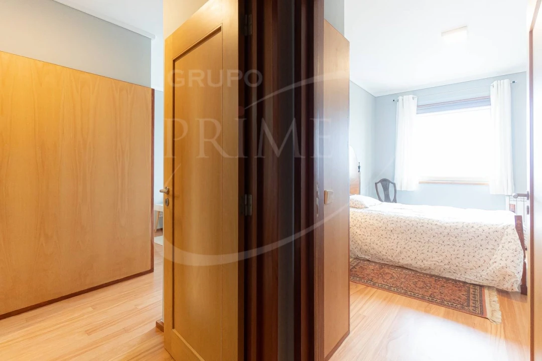 Apartamento T2 para Arrendamento em Aldoar, Foz do Douro e Nevogilde Foto 19