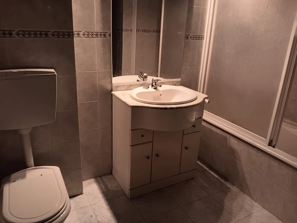 Apartamento T2 para Venda em Algueirão-Mem Martins Foto 15