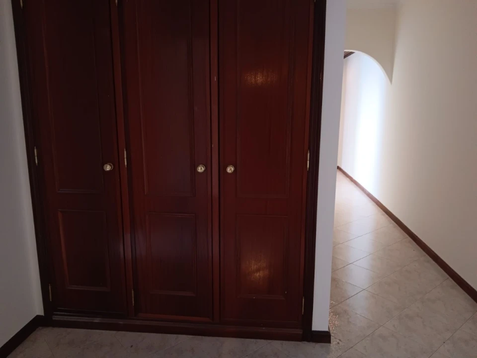 Apartamento T2 para Venda em Algueirão-Mem Martins Foto 18