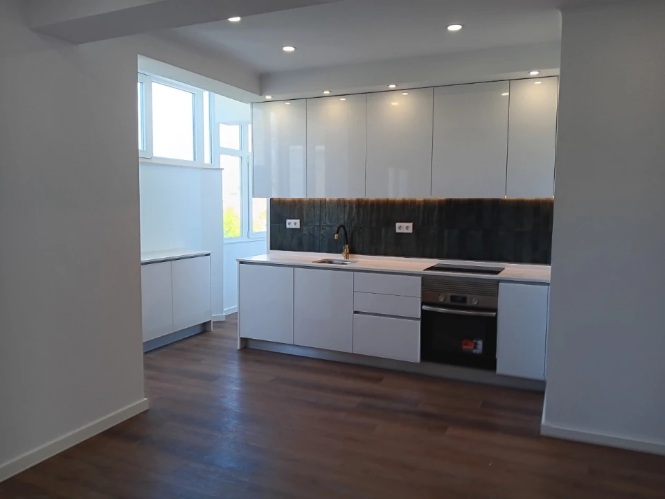 Apartamento T2 para Venda em Venteira Foto 1