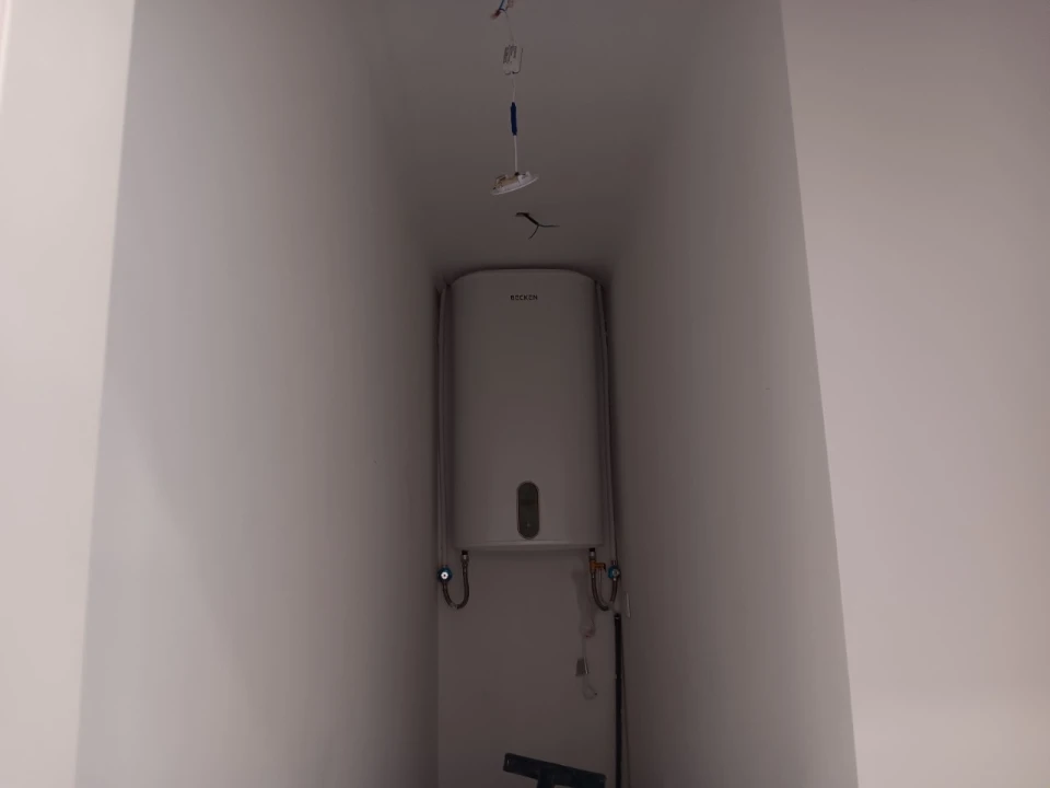 Apartamento T2 para Venda em Venteira Foto 10