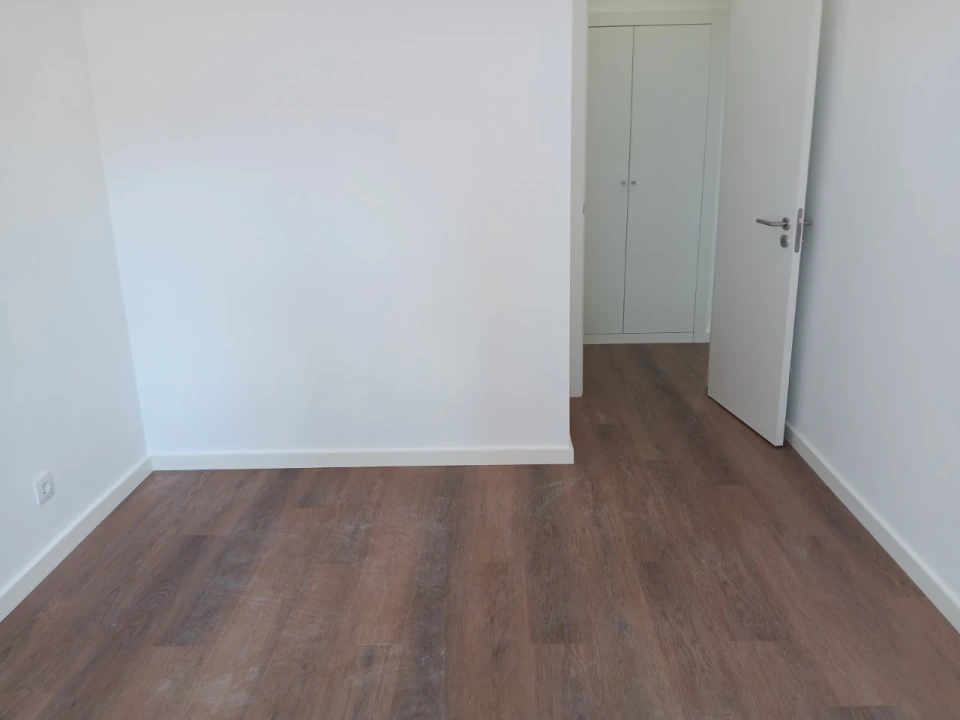 Apartamento T2 para Venda em Venteira Foto 16