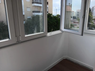Apartamento T2 para Venda em Venteira