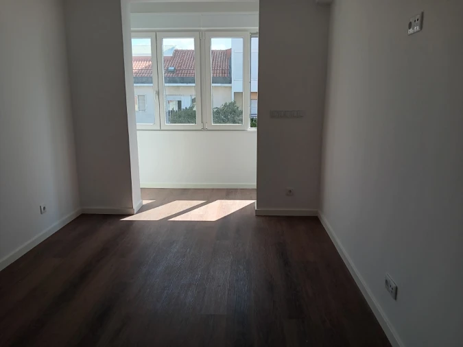 Apartamento T2 para Venda em Venteira Foto 9
