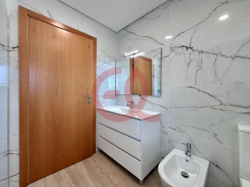 Moradia T3 para Venda em Areosa
