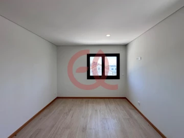 Moradia T3 para Venda em Areosa