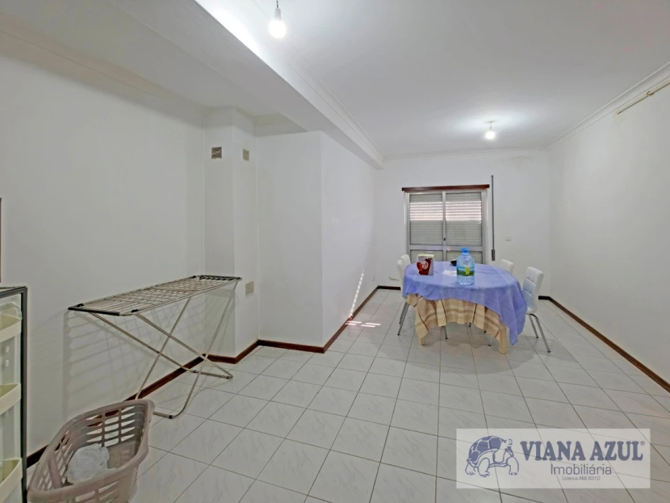 Apartamento T3 para Venda em Darque Foto 3