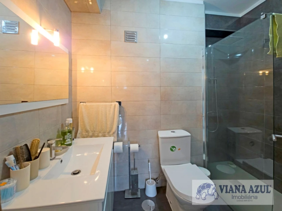 Apartamento T3 para Venda em Darque Foto 8